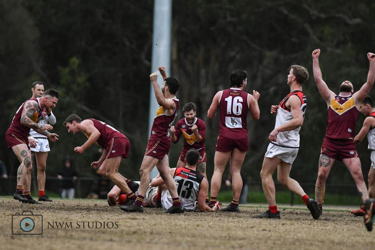 Sports Tape Australia supplies rigid strapping tape, elastic adhesive bandage, hand tearable tape, kinesio tape and underwrap. We deliver Australia-wide. As a not-for-profit all proceeds go to supporting local Australian sporting clubs. Support us so we can support others.